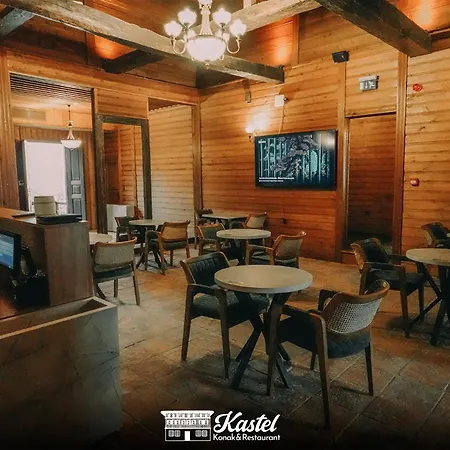 Kastel Otel *